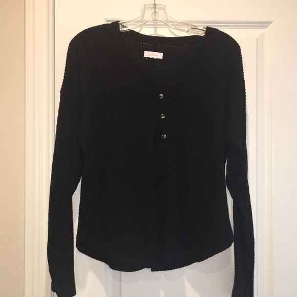 Black Sweater - Picture 1 of 9